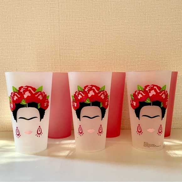 Set of 6 Plastic Tumblers, 3 Opaque White with Frida Kahlo & 3 just Opaque Pink - Picture 2 of 8